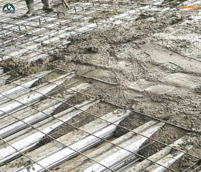 cantilever-slab-with-steel-deck